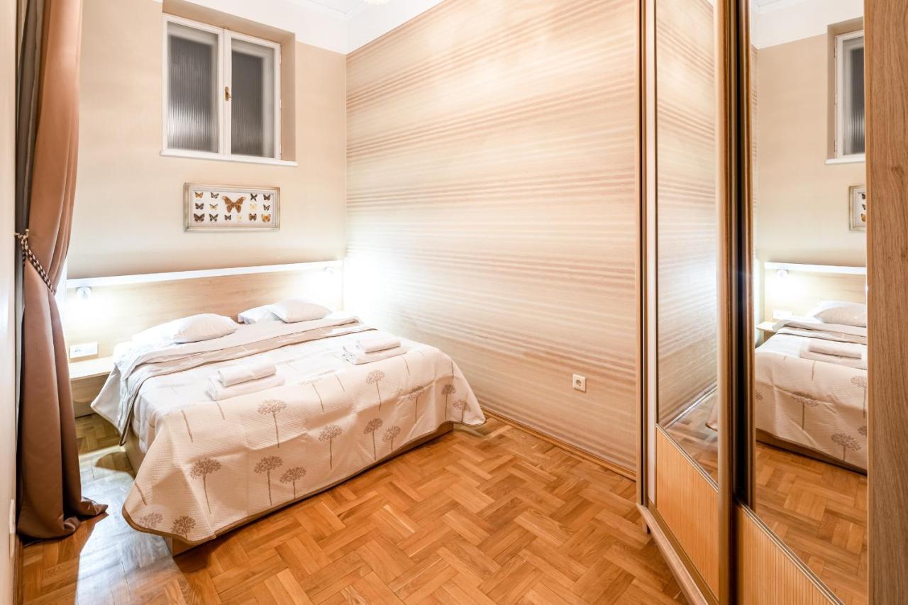 3 Bedrooms Royal Italian Style In An Austrian Building, Parking, Balcony Lviv Exterior foto